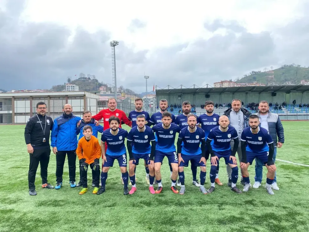 Rize Süper Amatör Ligi Şampiyonu Kopuzlar Vakfı Veliköyspor Bölgesel Amatör Lige Yükseldi