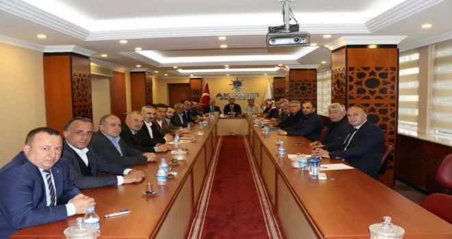  AK Parti İlçe Başkanları Toplantısı Yapıldı
