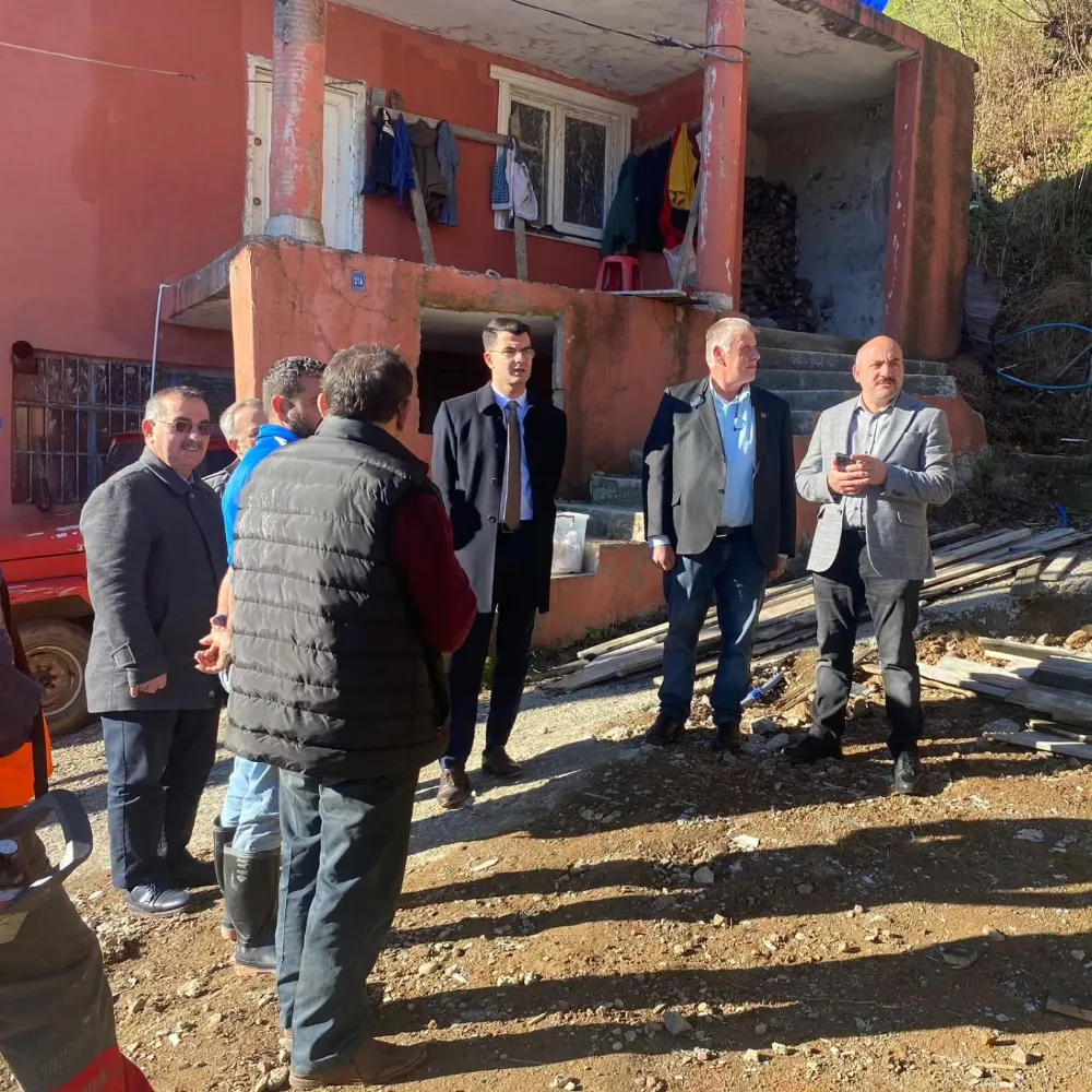 DİNCEL, Yeniköy Köyünde Kaymakamlık ve Hayırsever İş İnsanlarının Katkılarıyla Yapımı Devam Eden Ev Çalışmasını Yerinde İnceledi