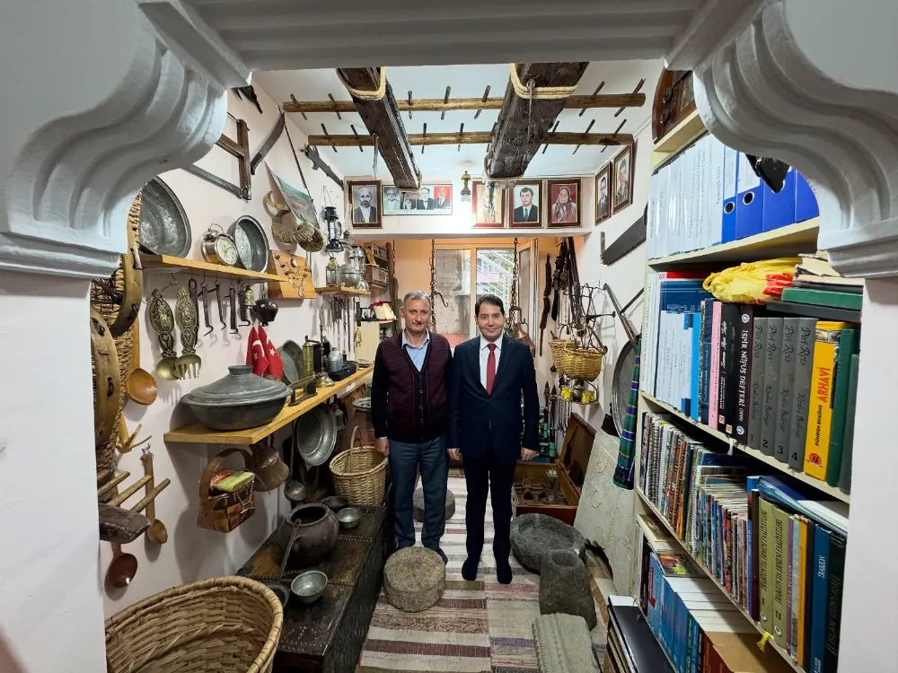 Kalkandere Kaymakamı Sayın Muhammed Burak Katrancıoğlu, Araştırmacı-yazar İshak Güven Güvelioğlu’nu ziyaret etti.