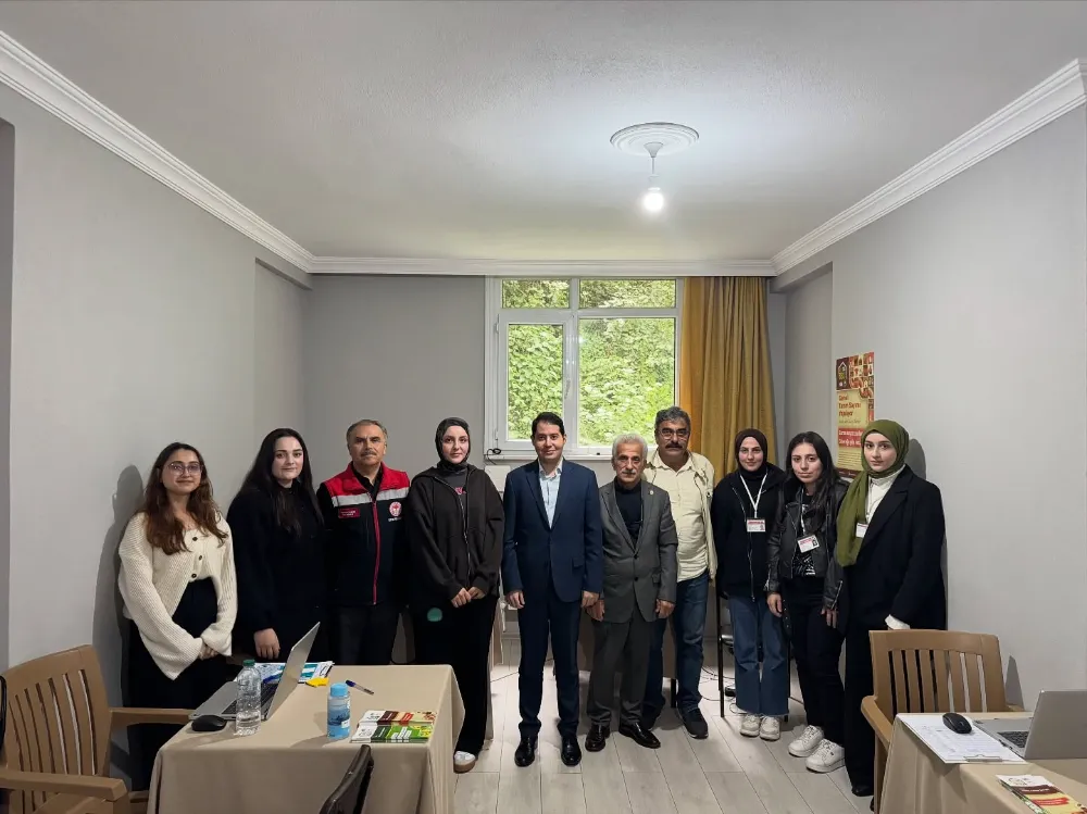 Kalkandere Kaymakamı Sayın Muhammet Burak Katrancıoğlu,  Ziraat Odası Başkanı Niyazi Kabaoğlu’nu ziyaret etti