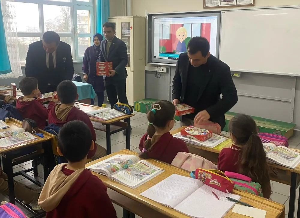 Çay Kitap Projesi kapsamında, ilçemizdeki tüm 3. ve 4. sınıf öğrencilerimize özel bir etkinlik düzenlendi!