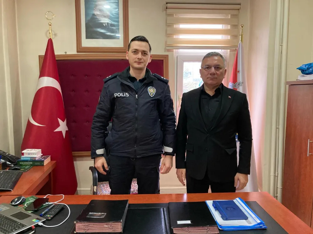 Yılmaz, Türk Polis Teşkilatı’nın 180. kuruluş yıl dönümü dolayısıyla, İlçe Emniyet Amirimiz Abdülsamet Koz