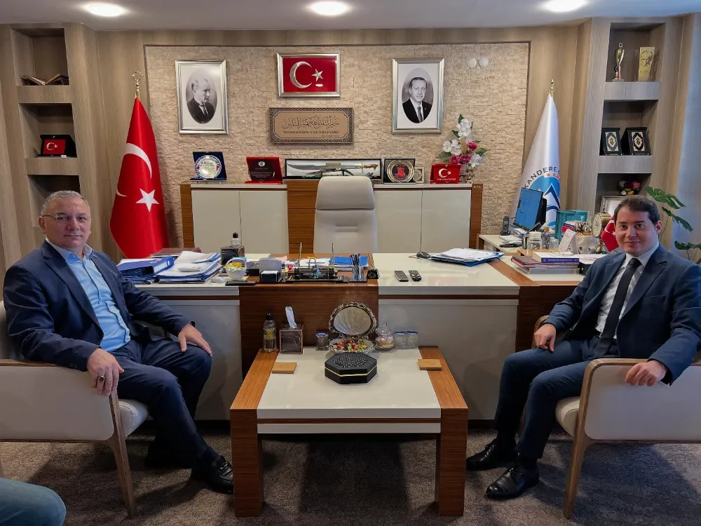 Sayın Muhammet Burak KATRANCIOĞLU, Mehmet YILMAZ’ı makamında ziyaret Etti