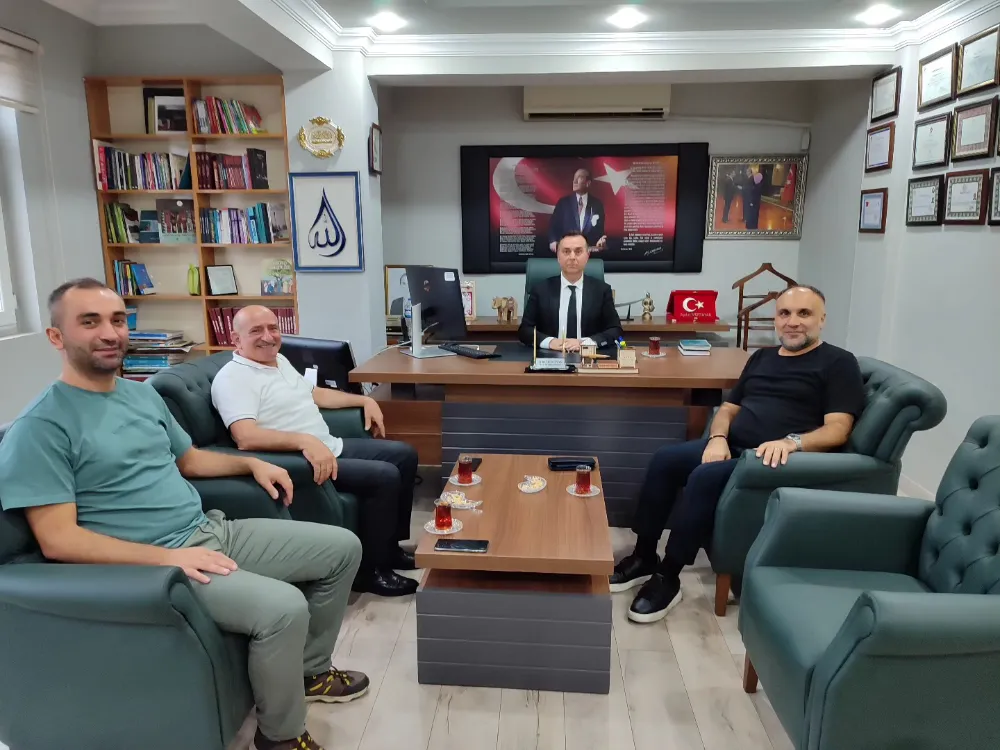 Rize Eğitim Bir-Sen’in kıymetli başkanı, Sayın Adnan Yığcı, Aydın Mertayak