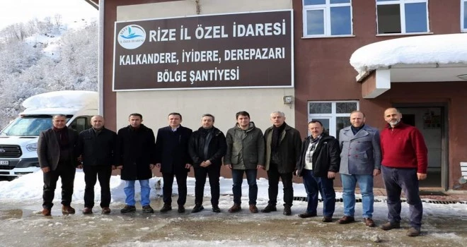Kalkandere kar mücadelesi devam ediyor