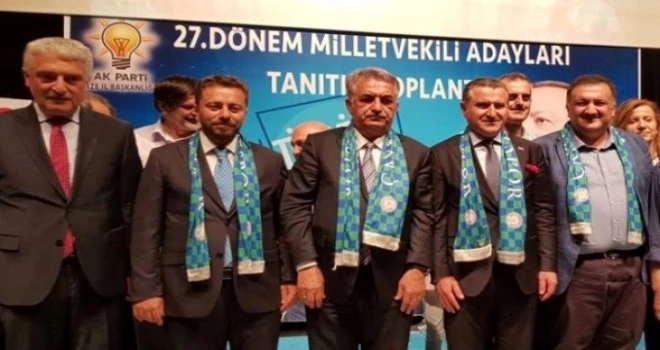 Ak Parti Milletvekili Tanıtım Toplantısında Birlik Görüntüsü Vardı